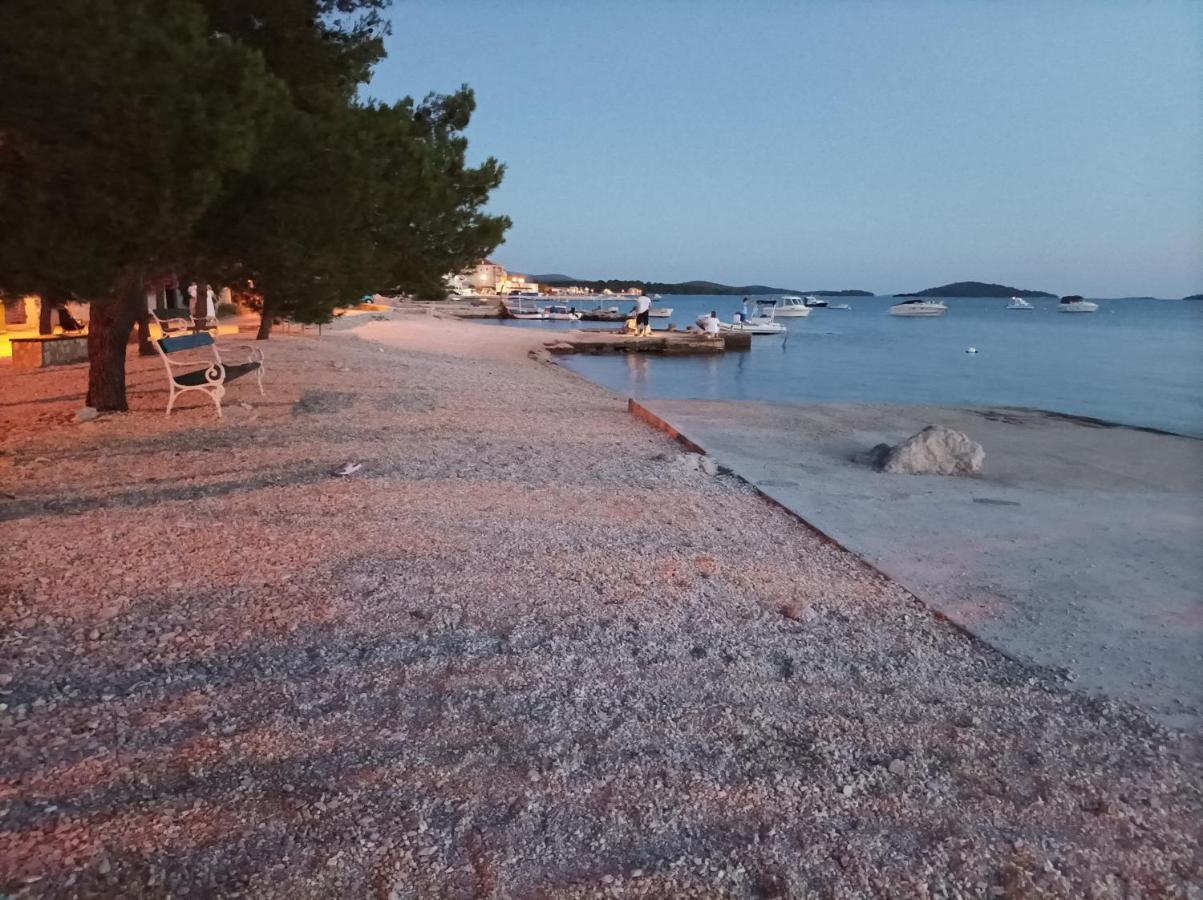 Apartment Cvita Olive 1 Brodarica (Sibenik-Knin)